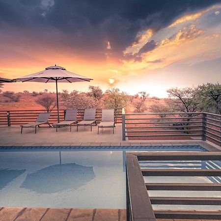 Bagatelle Kalahari Boutique Farmhouse Lodge Мариентал Екстериор снимка