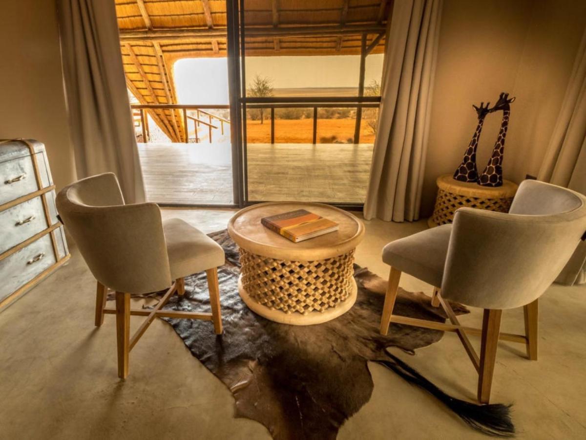 Bagatelle Kalahari Boutique Farmhouse Lodge Мариентал Екстериор снимка