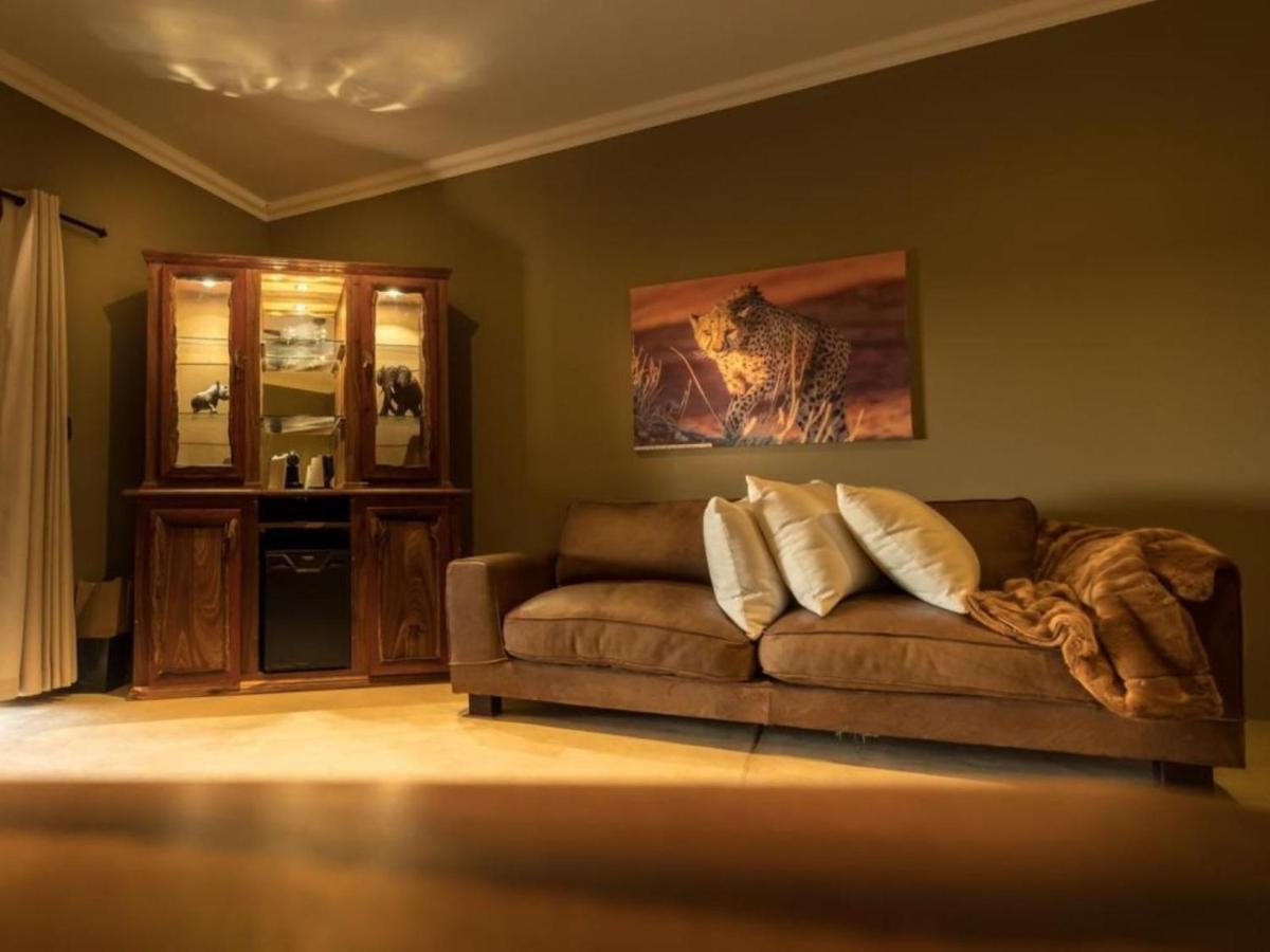 Bagatelle Kalahari Boutique Farmhouse Lodge Мариентал Екстериор снимка