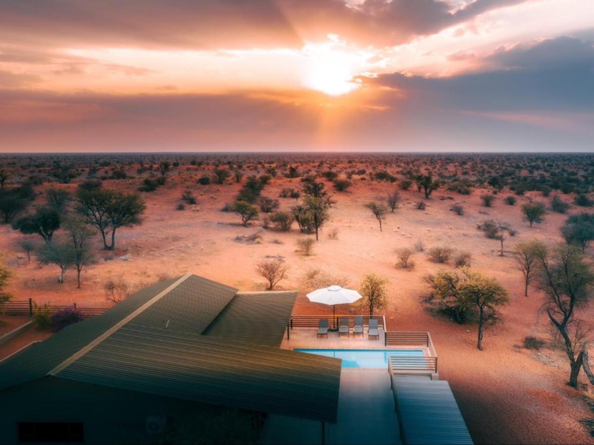 Bagatelle Kalahari Boutique Farmhouse Lodge Мариентал Екстериор снимка